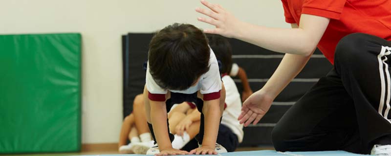 幼儿园袋鼠跳游戏规则 幼儿园袋鼠跳游戏规则是什么