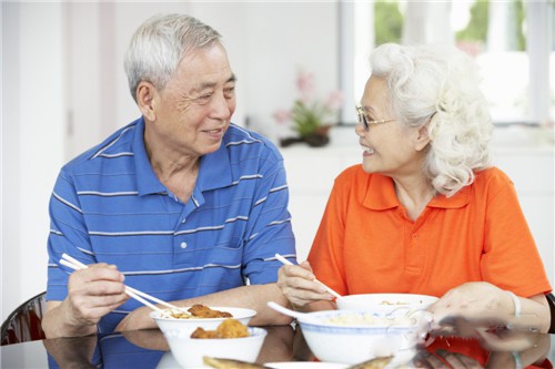 胃口太好肚子会发福 中老年人如何控制食欲