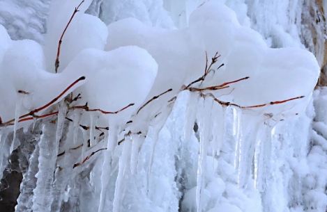 哈尔滨冰雪大世界离哪个火车站近-哈尔滨冰雪大世界到哈尔滨火车站怎么走