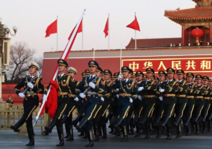 北京看升国旗从哪个门进-北京升国旗在哪个地方看合适