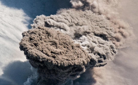 火山爆发后的火山灰有毒吗-火山灰其实不是灰是什么