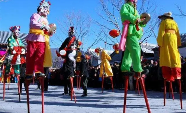 踩高跷是元宵节的活动吗-元宵节为什么要踩高跷