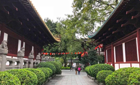 女人不要经常去寺庙有什么说法-女人经常去寺庙有啥危害