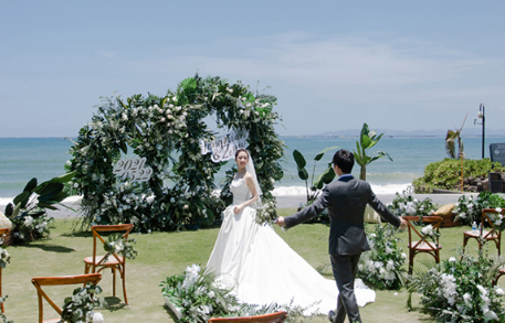 异地结婚谁家先办酒席-嫁异地在娘家办婚礼流程