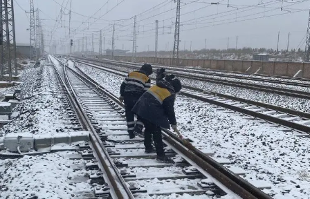 高铁会因为暴雪取消吗-暴雪天气高铁会不会停运