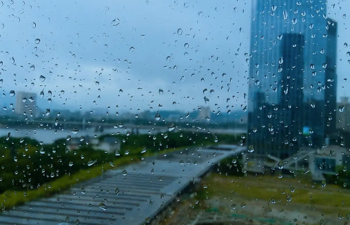 人工降雨的水可以喝吗-人工降雨为啥不是晚上下