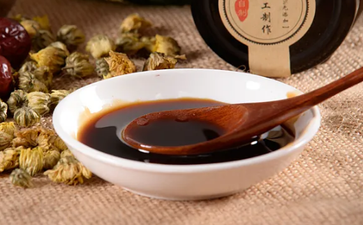 熬枇杷膏是大枇杷好还是小枇杷好-熬枇杷膏用大果还是小果