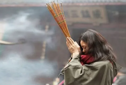 2022高考去寺庙祈福考生可以去吗-去文庙给孩子高考祈福哪天可以去