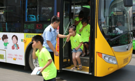 学生公交卡丢了怎么补办-学生公交卡丢了怎么挂失电话