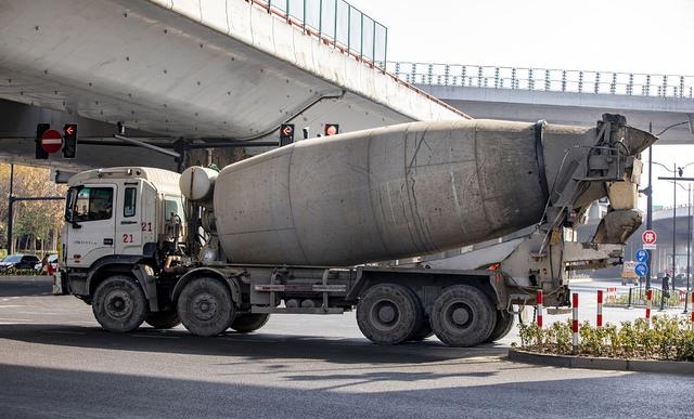 b2驾照可以开什么车（B2司机可以开什么车）