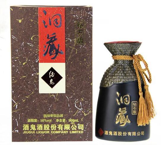 酒鬼酒什么档次，上市即是顶级如今沦为中高端白酒品牌