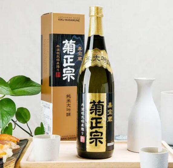 菊正宗上选和大吟酿区别，相差6个等级档次价格口感完全不同