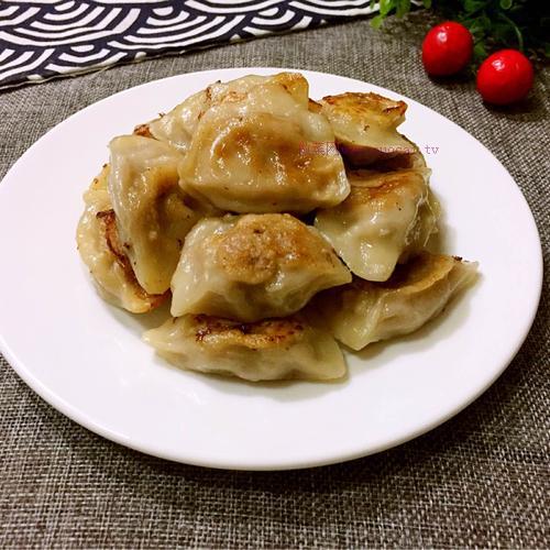 电饭煲煎饺的做法