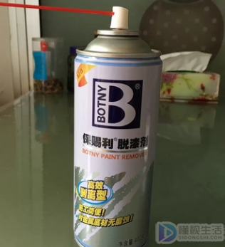 玻璃上的油漆用什么可以清洗