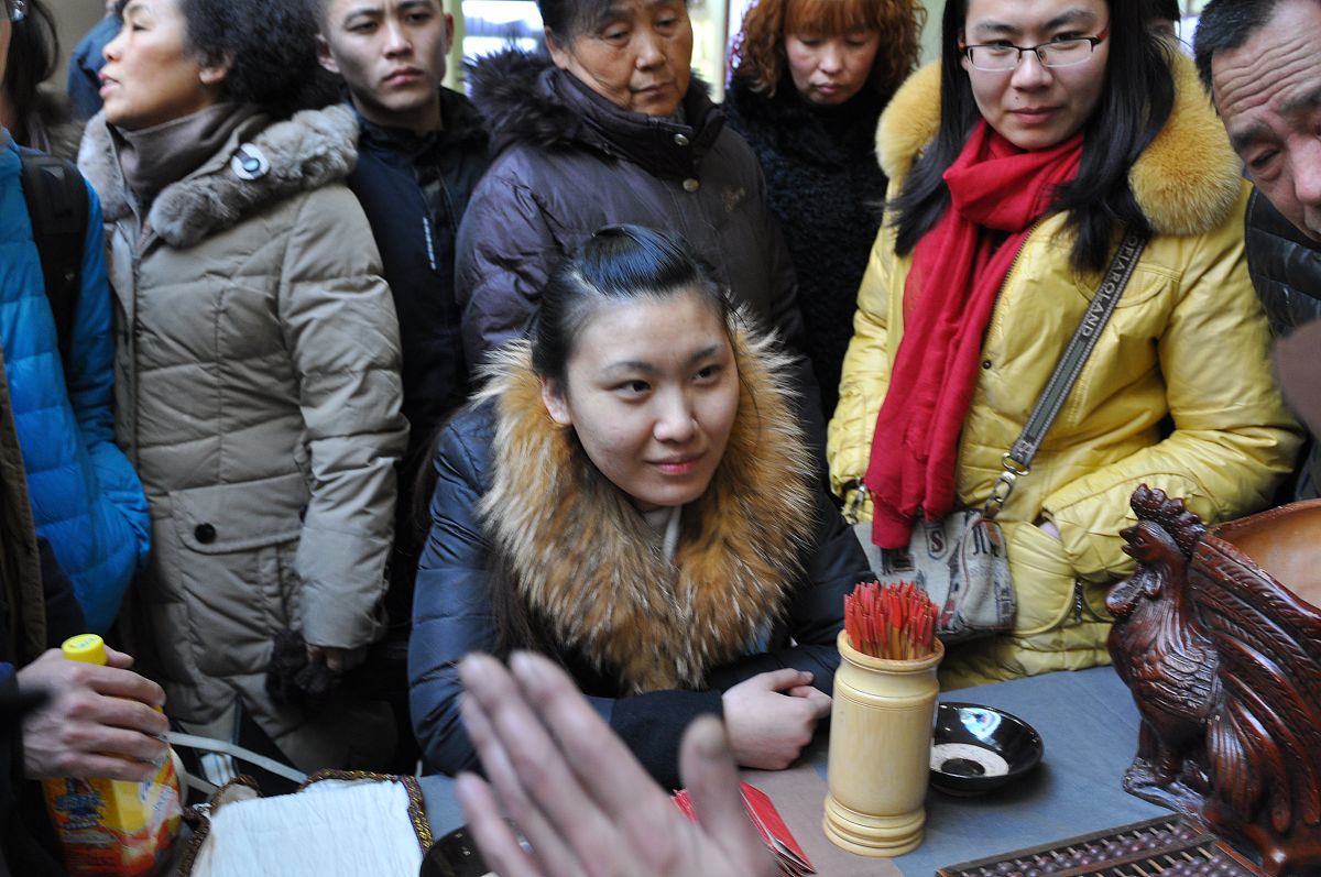 女孩子命硬有什么表现 命硬的女人命运如何 