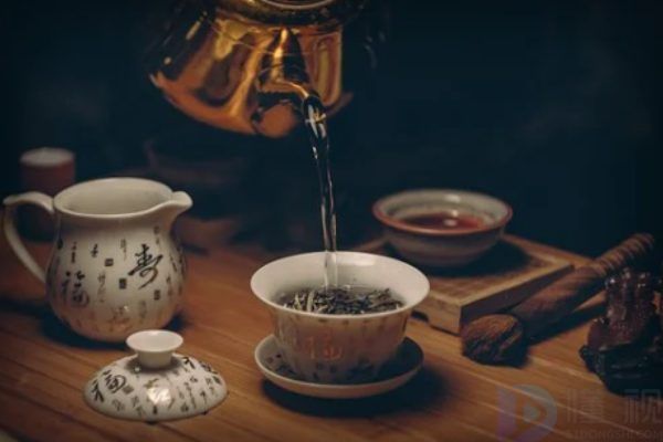 八宝茶的茶叶是绿茶还是红茶