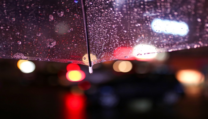 梦见雨中奔跑是什么意思 