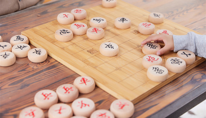 梦见下象棋 