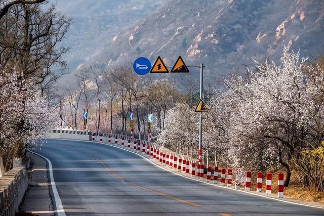 北京的“魔鬼公路”，堪比秋名山，是北京的最美悬崖公路