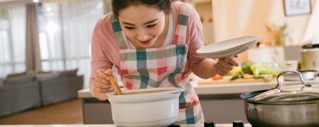 甲鱼配什么食材炖汤好 甲鱼和什么东西煲汤最好