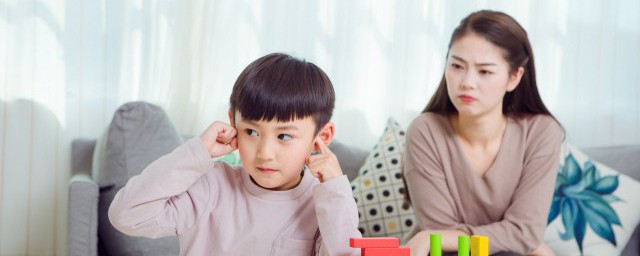 孩子上幼儿园想妈妈怎么办_如何解决孩子上幼儿园想妈妈