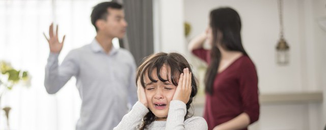 孩子老是被同学欺负怎么办_孩子老是被同学欺负如何是好