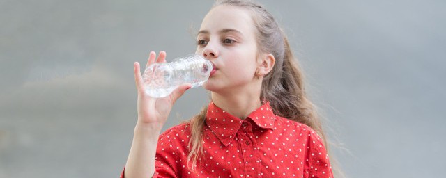 大班毕业家长对孩子的寄语简短_幼儿园大班毕业家长简短寄语