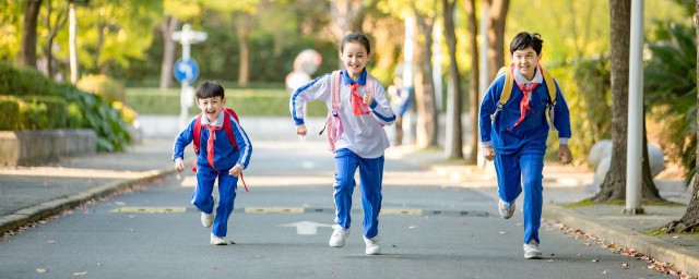 四年级小孩不爱学习怎么办_四年级小孩不爱学习解决方法