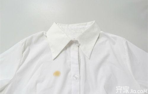 衣服上的油渍怎么洗 一分钟教你轻松解决