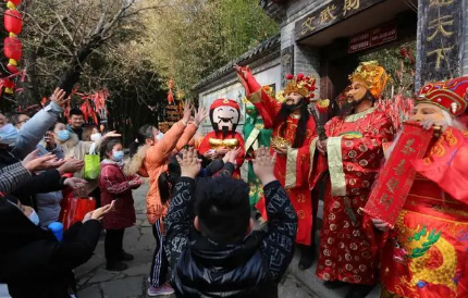 2023年正月初五几点迎财神_正月初五接财神步骤是怎么样的