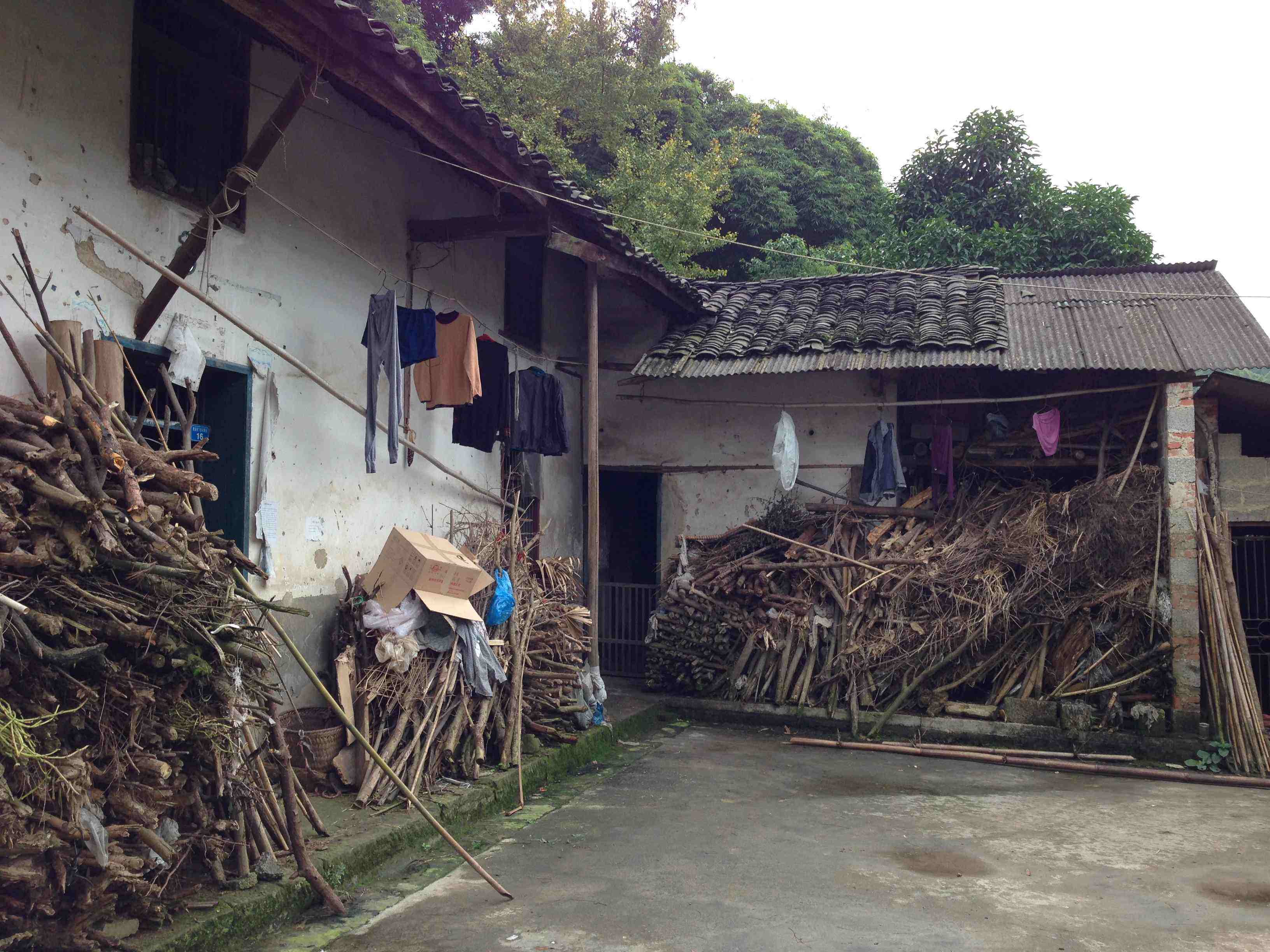 农村宅基地可以买卖吗