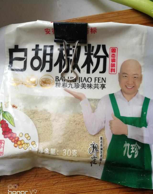 羊肉炖茄子怎么做才好吃（家常羊肉炖茄子的做法图解）