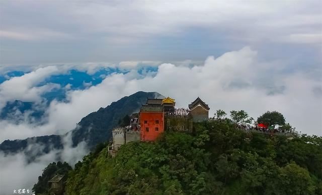 中国的名山大川有哪些呢（安利一生必去的6座山）