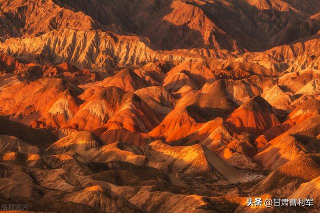 国内最值得去的旅游胜地大全（中国不去后悔的10大最美景区）