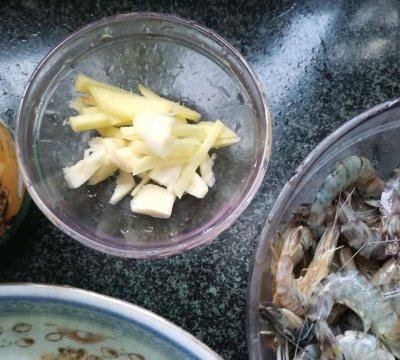 豆角和虾能一起吃吗（鲜虾豆角制作步骤分享）