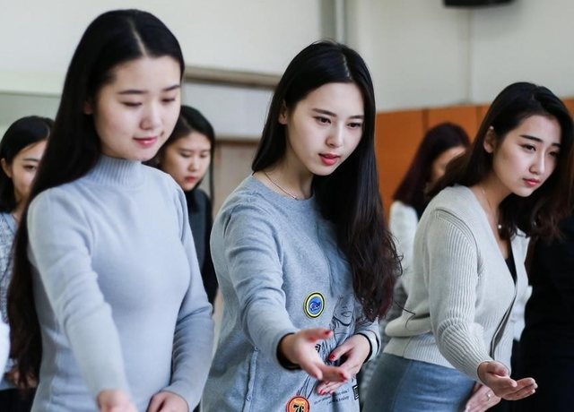 女生失去第一次有哪些特征（分析女生到女人的转变变化）