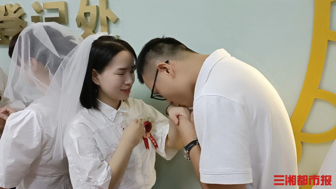 结婚需要带什么(结婚证都需要带什么证件)