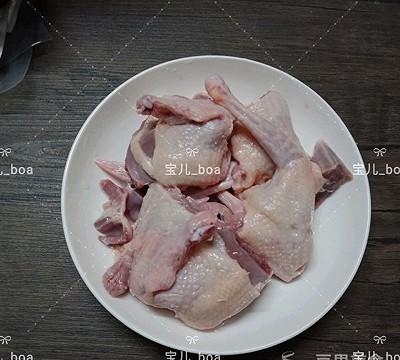 鸽子汤用什么材料炖（大补的鸽子汤做法步骤）