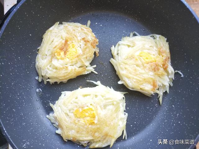 鸡蛋和土豆丝可以一起烙煎饼吗（懒人早餐鸡蛋土豆饼做法攻略）