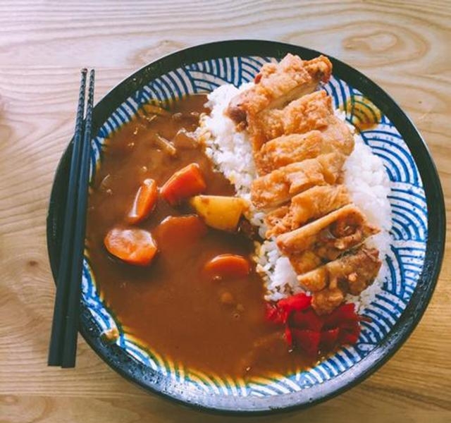 咖喱饭是哪个国家的美食呀（日式咖喱和泰式咖喱的区别）