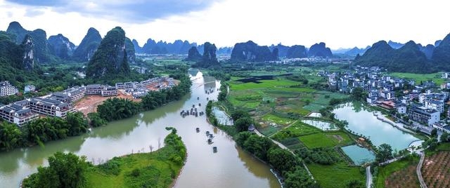 广西好玩的景点排名榜推荐（广西旅游必去的10大景点）