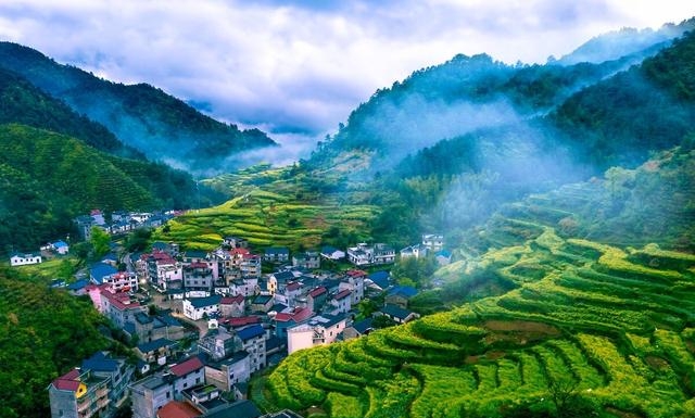 广西好玩的景点排名榜推荐（广西旅游必去的10大景点）