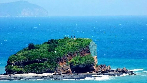 北海市涠洲岛在哪里呀（详细介绍北海涠洲岛）