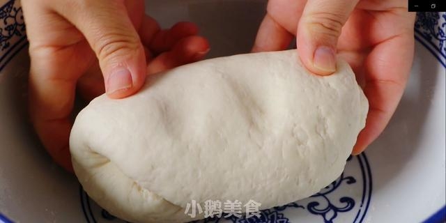 怎样做馅饼又软又好吃（又薄又软层层飘香的馅饼做法）