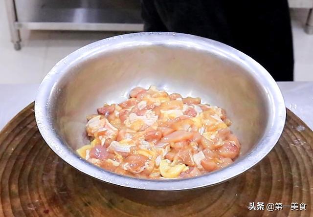 宫保鸡丁如何做才美味（宫保鸡丁怎么做才好吃）