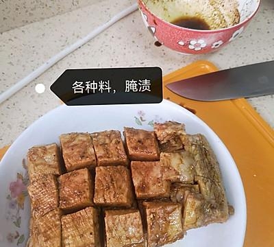 空气炸锅做脆皮五花肉怎么做（空气炸锅脆皮五花肉教程指导）