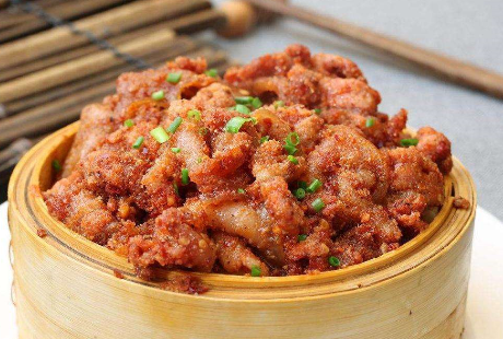 粉蒸肉的粉是什么粉（粉蒸肉的做法教程步骤）