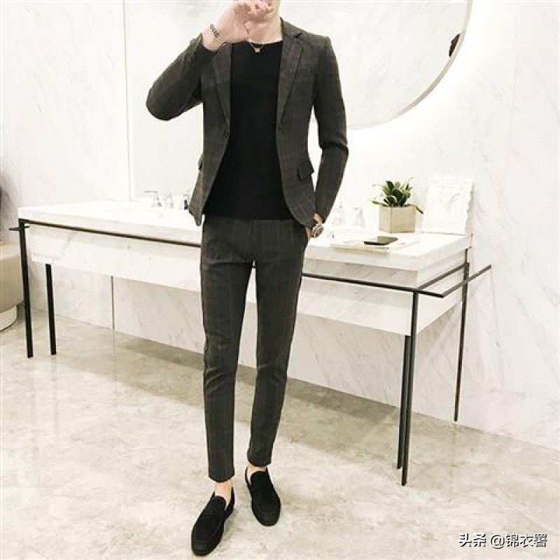 相亲穿什么衣服合适男(夏天相亲穿什么衣服合适男)