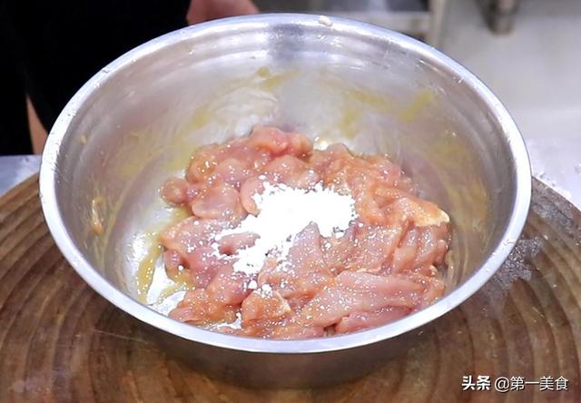 木须肉的做法步骤（正宗木须肉做法如此简单）