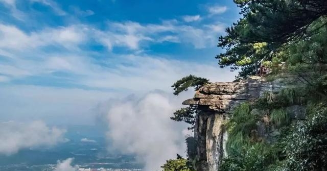 江西什么山最出名（盘点一生必去的江西8大名山）